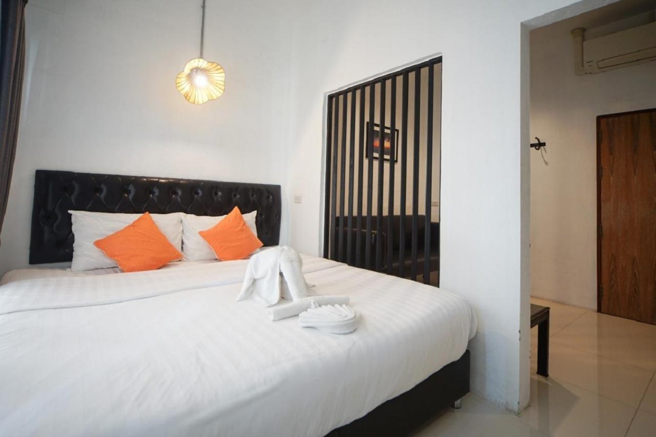 Hotel The Warehouse Chiang Mai Zewnętrze zdjęcie