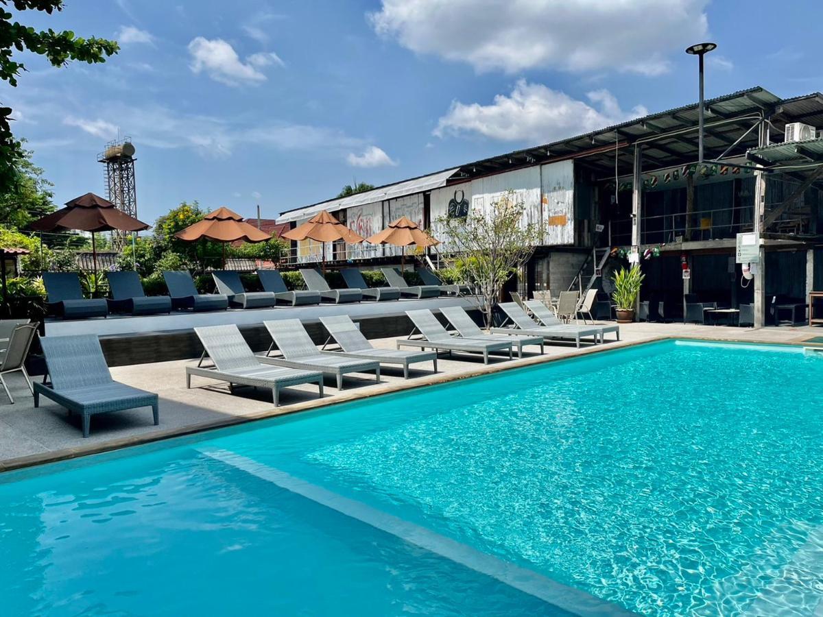 Hotel The Warehouse Chiang Mai Zewnętrze zdjęcie