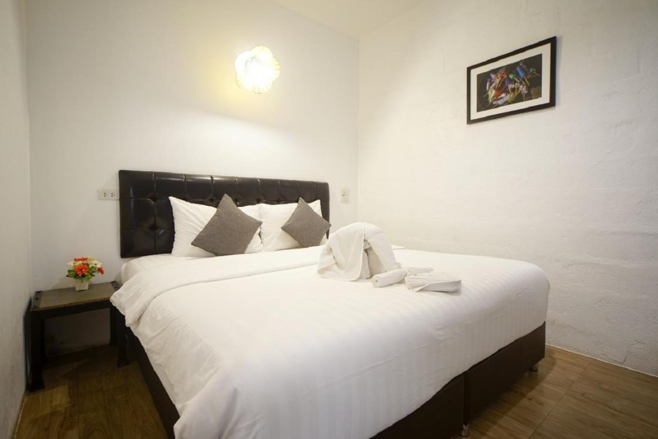 Hotel The Warehouse Chiang Mai Zewnętrze zdjęcie