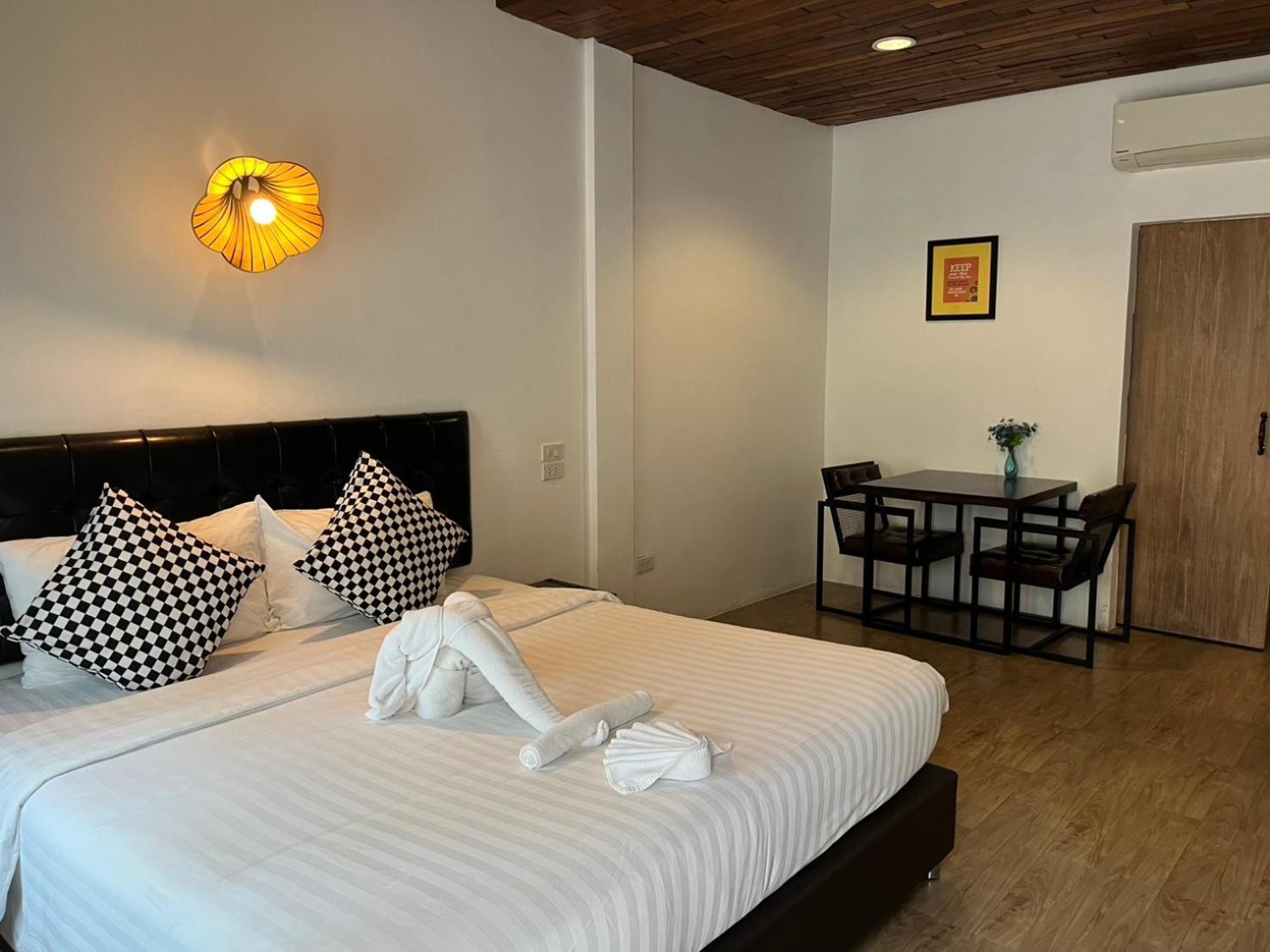 Hotel The Warehouse Chiang Mai Zewnętrze zdjęcie